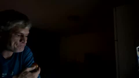 Snapshot of guardiannif_ chatting on 02/12/25, 10:04 guardiannif_ online show from 02/12/25, 10:04