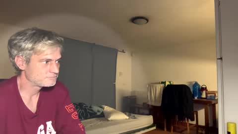 Snapshot of guardiannif_ chatting on 02/16/25, 05:37 guardiannif_ online show from 02/16/25, 05:37