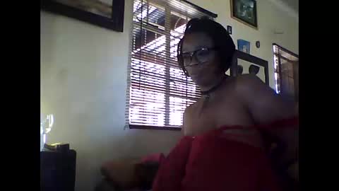 Snapshot of gucci_bx chatting on 12/10/24, 07:16 gucci-bx online show from 12/10/24, 07:16