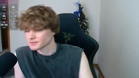 Snapshot of gucciboi4 chatting on 03/21/26, 03:48 gucciboi4 online show from 03/21/26, 03:48