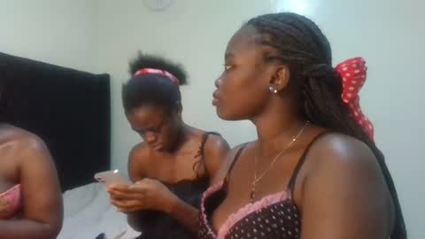 Snapshot of gud_lunah1 chatting on 06/23/26, 03:43 gud_lunah1 online show from 06/23/26, 03:43