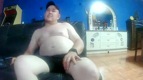 Snapshot of guerozaz chatting on 09/21/25, 12:12 guerozaz online show from 09/21/25, 12:12