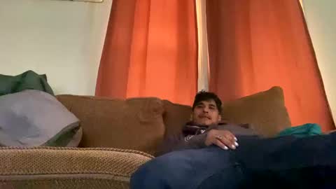 Snapshot of guerra938644 chatting on 02/21/25, 10:04 BulgeAddiction online show from 02/21/25, 10:04