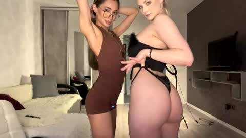 Vanessa online show from 05/01/26, 01:37