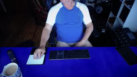 guesswhatigot2 online show from 02/26/25, 08:48