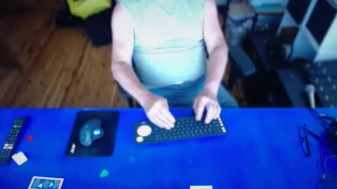 guesswhatigot2 online show from 01/06/26, 07:23