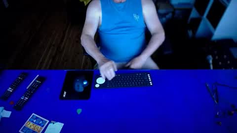 guesswhatigot2 online show from 02/10/26, 07:01