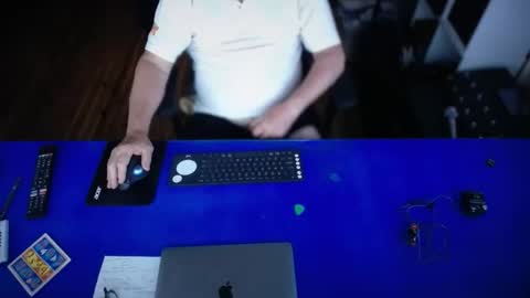 guesswhatigot2 online show from 02/27/26, 09:09