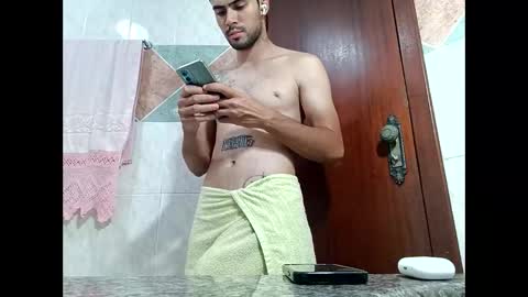 Snapshot of guguzinhox chatting on 11/14/25, 07:45 guguzinhox online show from 11/14/25, 07:45