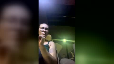 Snapshot of guib01 chatting on 04/21/26, 10:12 guib01 online show from 04/21/26, 10:12