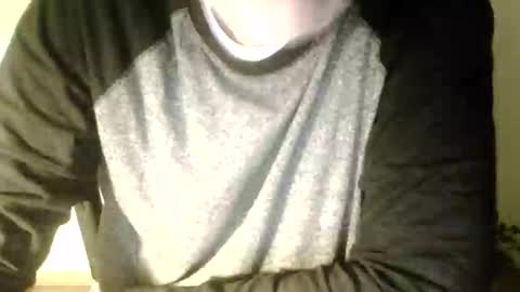 Snapshot of guide2 chatting on 12/01/24, 11:36 Dislove online show from 12/01/24, 11:36