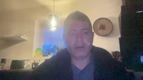 Snapshot of guil0 chatting on 03/17/26, 09:56 guil0 online show from 03/17/26, 09:56