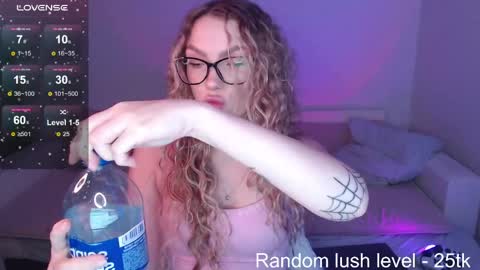 Snapshot of guilty_pleasureee chatting on 04/06/26, 08:10 Marta online show from 04/06/26, 08:10