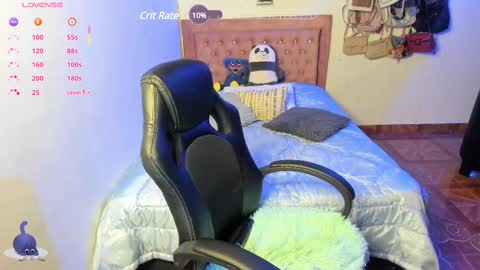 Hello Im Julieta Im 25 years old welcome to my room have fun and be happy. online show from 03/11/25, 07:58