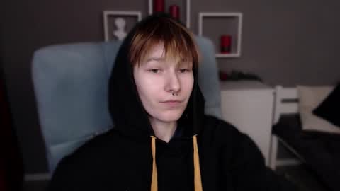 guitarandangell online show from 02/26/26, 02:38