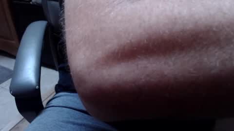 Snapshot of guitarguru420 chatting on 11/26/25, 06:42 newbies online show from 11/26/25, 06:42