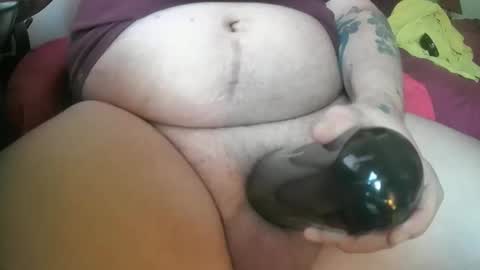 Snapshot of guitarmam7734 chatting on 03/09/26, 03:16 tommy online show from 03/09/26, 03:16