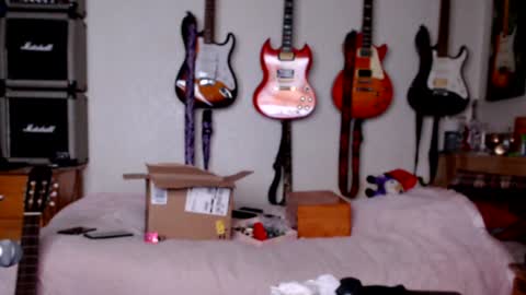 Snapshot of guitarsexgod chatting on 01/29/25, 02:09 Mario online show from 01/29/25, 02:09