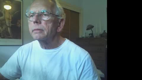 Snapshot of gulfcoast1952 chatting on 03/29/26, 07:03 Roy online show from 03/29/26, 07:03