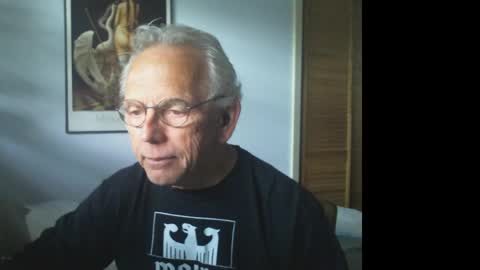 Snapshot of gulfcoast1952 chatting on 04/05/26, 04:37 Roy online show from 04/05/26, 04:37