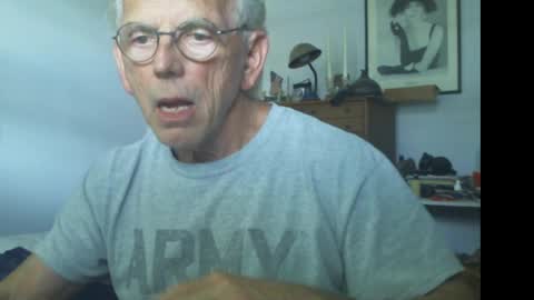 Snapshot of gulfcoast1952 chatting on 06/06/26, 04:44 Roy online show from 06/06/26, 04:44