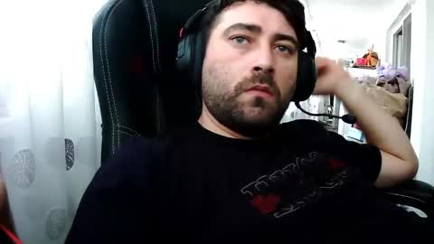 Snapshot of guliverreal chatting on 01/06/26, 09:24 guliverreal online show from 01/06/26, 09:24