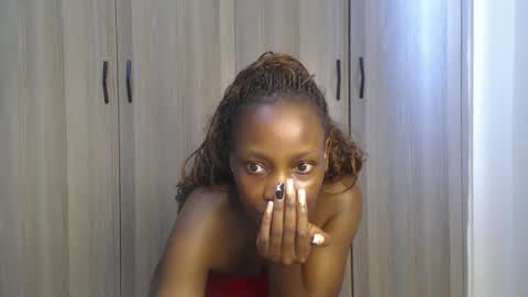 Miss Incredible online show from 02/19/26, 12:01