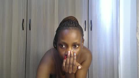 Miss Incredible online show from 04/01/26, 11:11