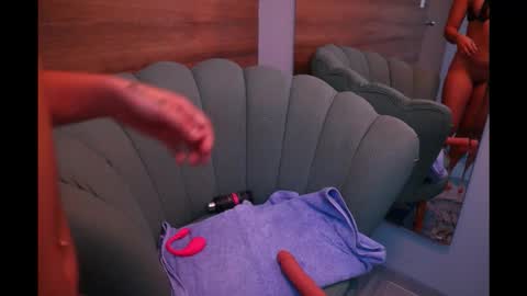 gummyluv online show from 02/15/26, 05:20