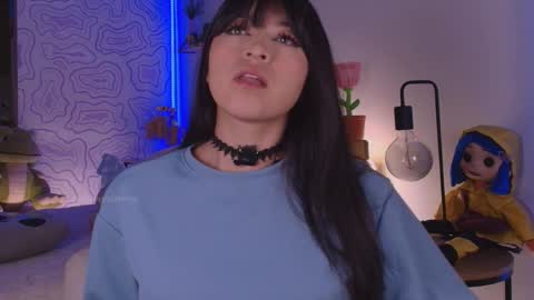    S                                    online show from 04/06/26, 12:19