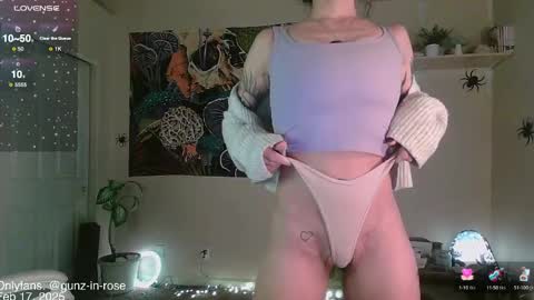 Snapshot of gunzinrose chatting on 02/17/25, 04:48 Kylie online show from 02/17/25, 04:48