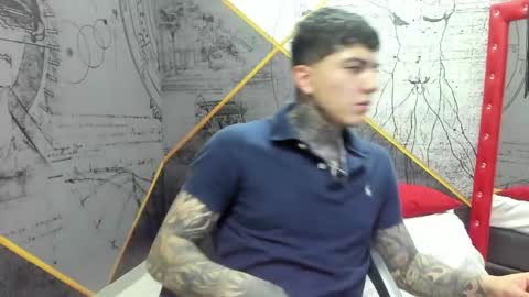 Snapshot of gury_tattoo chatting on 04/18/26, 07:58 Gury online show from 04/18/26, 07:58