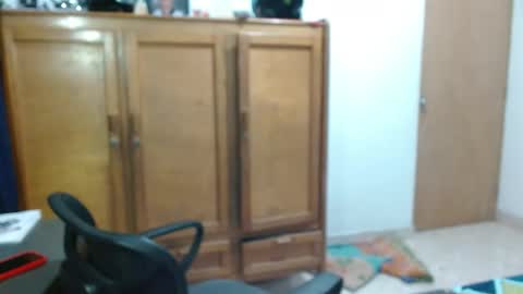 Snapshot of guts_x chatting on 12/10/24, 02:16 Guts online show from 12/10/24, 02:16