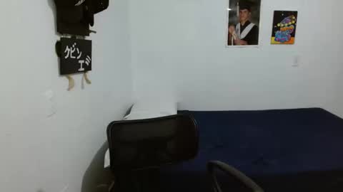 Snapshot of guts_x chatting on 01/18/25, 05:59 Guts online show from 01/18/25, 05:59