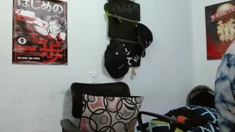 Snapshot of guts_x chatting on 03/04/25, 08:16 Guts online show from 03/04/25, 08:16