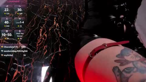 Snapshot of guxplo chatting on 03/05/26, 04:14 Antonella online show from 03/05/26, 04:14