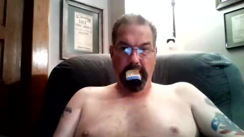 Snapshot of guy4fun8 chatting on 09/16/25, 06:25 guy4fun8 online show from 09/16/25, 06:25