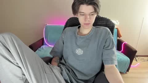 Snapshot of guy_liam1 chatting on 12/21/24, 07:35 guy_liam1 online show from 12/21/24, 07:35