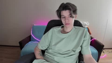 Snapshot of guy_liam1 chatting on 12/24/24, 04:55 guy_liam1 online show from 12/24/24, 04:55