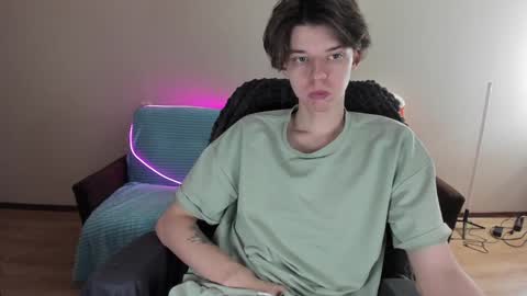 Snapshot of guy_liam1 chatting on 01/08/25, 04:55 guy_liam1 online show from 01/08/25, 04:55