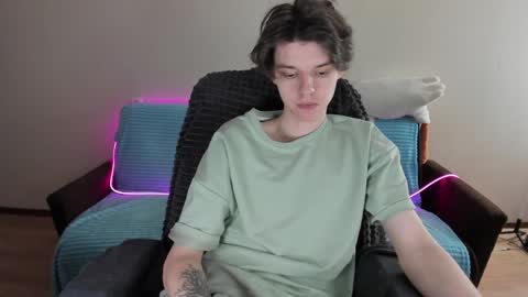 Snapshot of guy_liam1 chatting on 01/18/25, 12:57 guy_liam1 online show from 01/18/25, 12:57