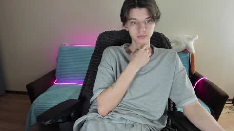 Snapshot of guy_liam1 chatting on 01/19/25, 01:33 guy_liam1 online show from 01/19/25, 01:33