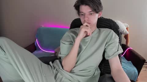 Snapshot of guy_liam1 chatting on 01/24/25, 08:02 guy_liam1 online show from 01/24/25, 08:02