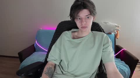 Snapshot of guy_liam1 chatting on 01/27/25, 04:52 guy_liam1 online show from 01/27/25, 04:52