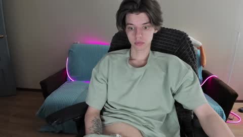 Snapshot of guy_liam1 chatting on 02/08/25, 02:05 guy_liam1 online show from 02/08/25, 02:05