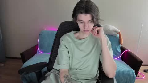 Snapshot of guy_liam1 chatting on 02/10/25, 02:26 guy_liam1 online show from 02/10/25, 02:26