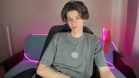 Snapshot of guy_liam1 chatting on 02/16/25, 01:38 guy_liam1 online show from 02/16/25, 01:38