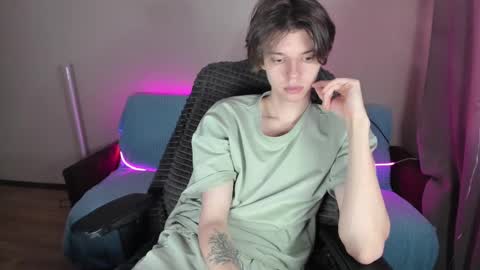 Snapshot of guy_liam1 chatting on 02/25/25, 03:16 guy_liam1 online show from 02/25/25, 03:16