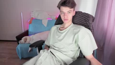 Snapshot of guy_liam1 chatting on 09/26/25, 08:40 guy_liam1 online show from 09/26/25, 08:40