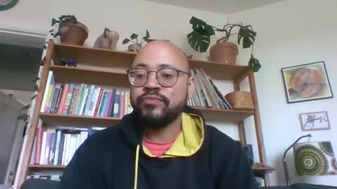 Snapshot of guy_wood15 chatting on 04/09/26, 07:58 guy_wood15 online show from 04/09/26, 07:58